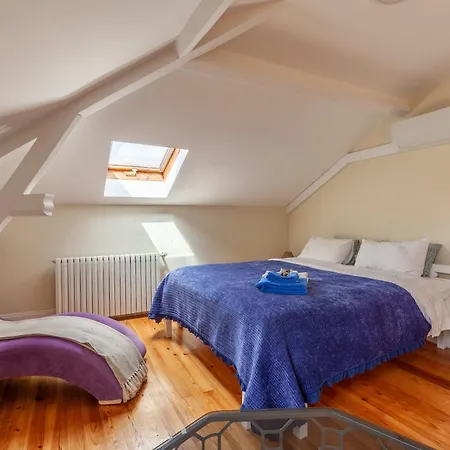 Sky Lisbon Studio Bed & Breakfast *